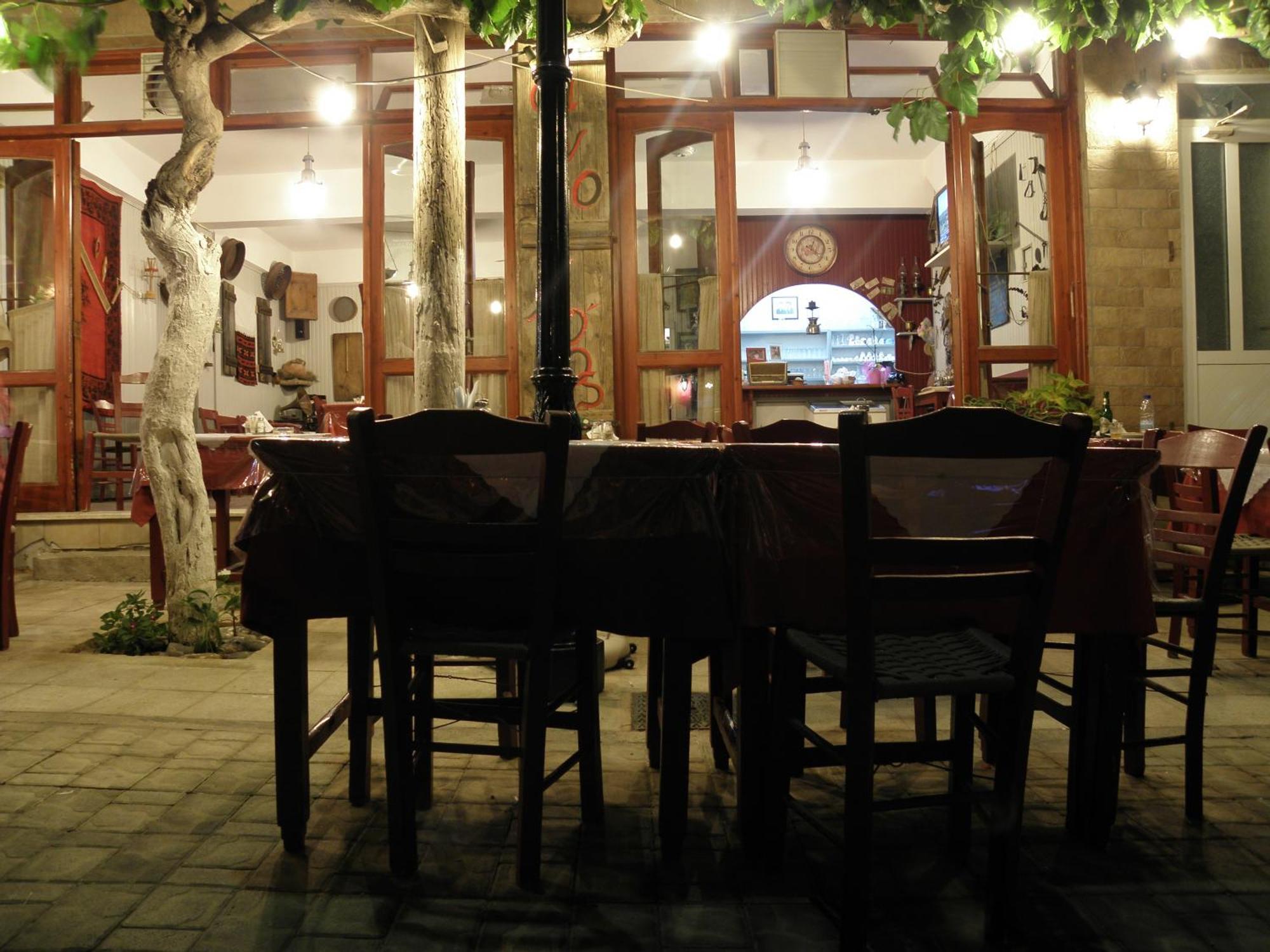 פליאוחורה Megim Hotel מראה חיצוני תמונה