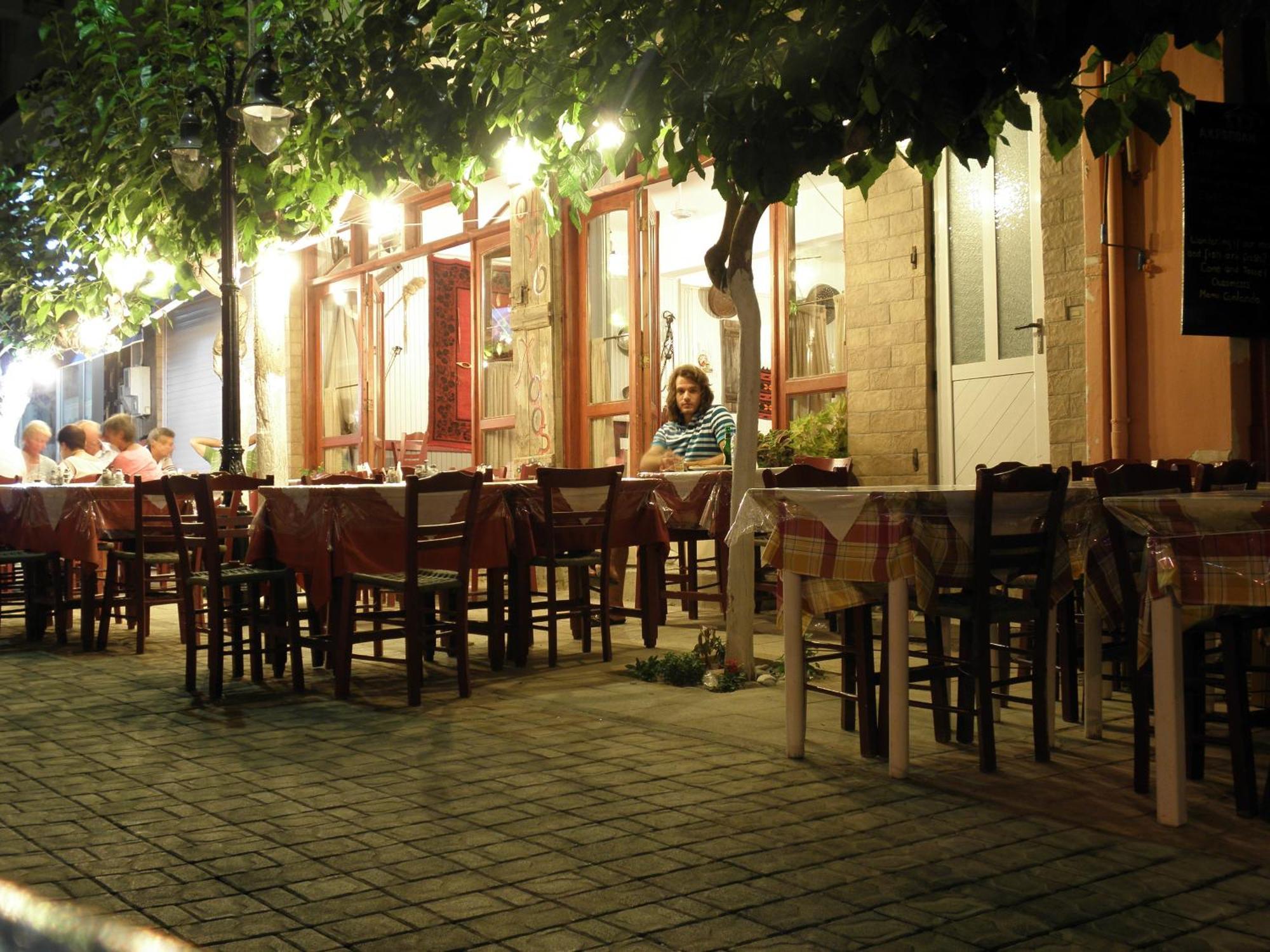 פליאוחורה Megim Hotel מראה חיצוני תמונה