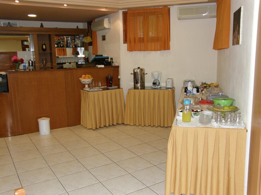 פליאוחורה Megim Hotel מראה חיצוני תמונה