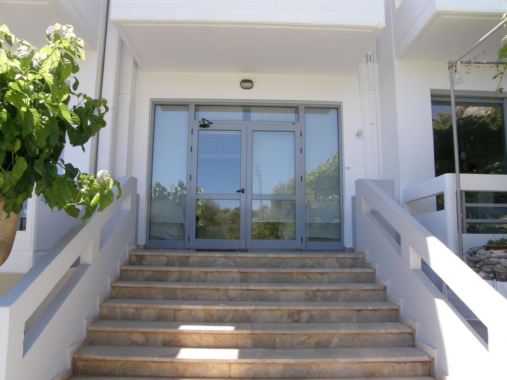 פליאוחורה Megim Hotel מראה חיצוני תמונה